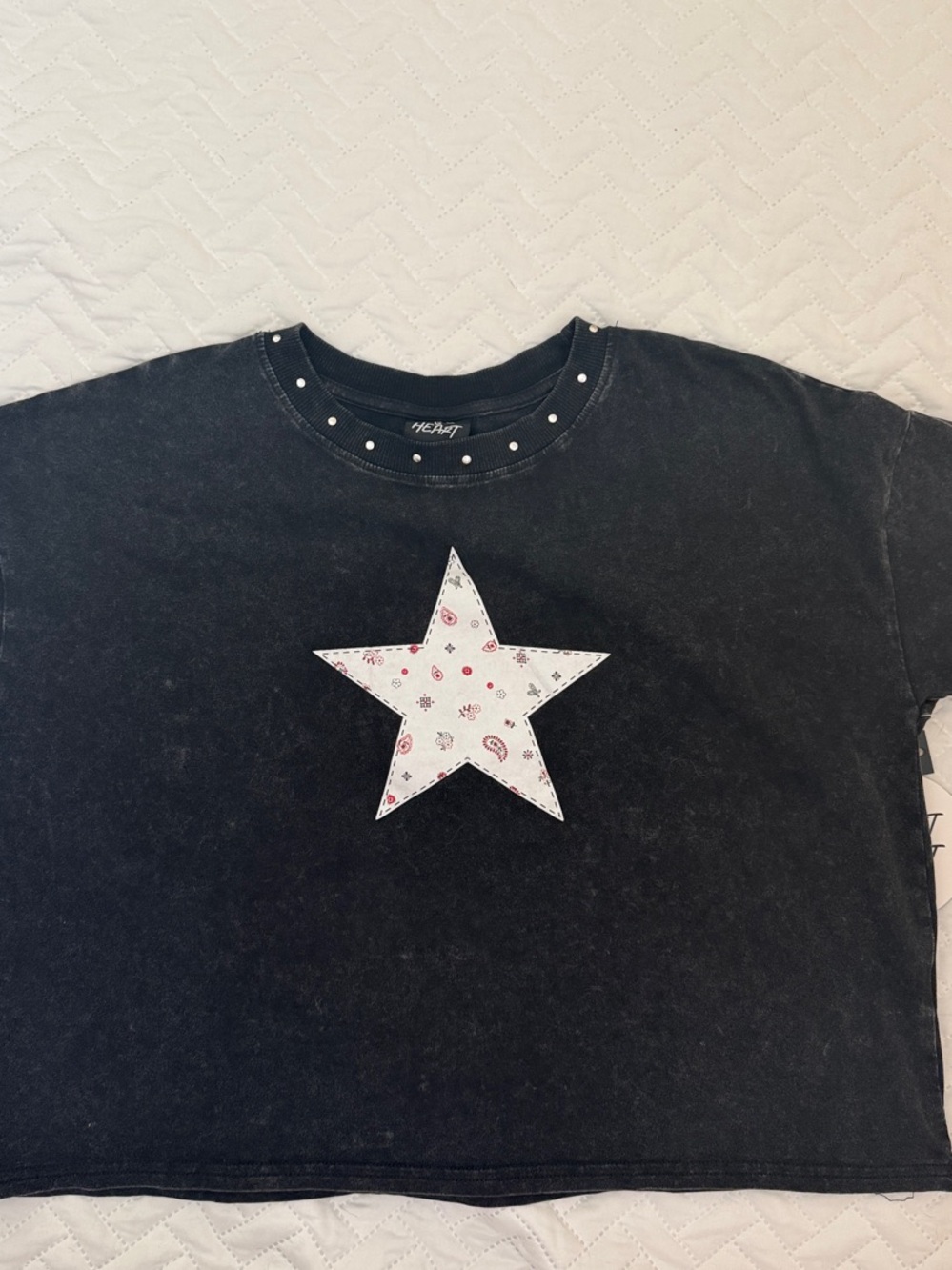 HEART Black Short-Sleeve Tee with White Star Graphic